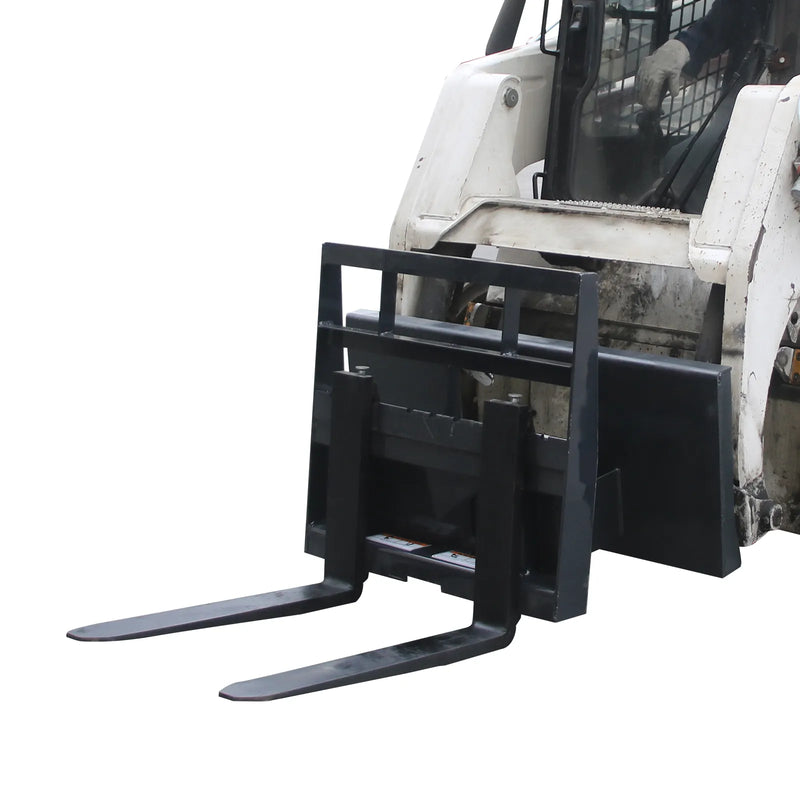 mini_pallet_fork_in-cockpit view